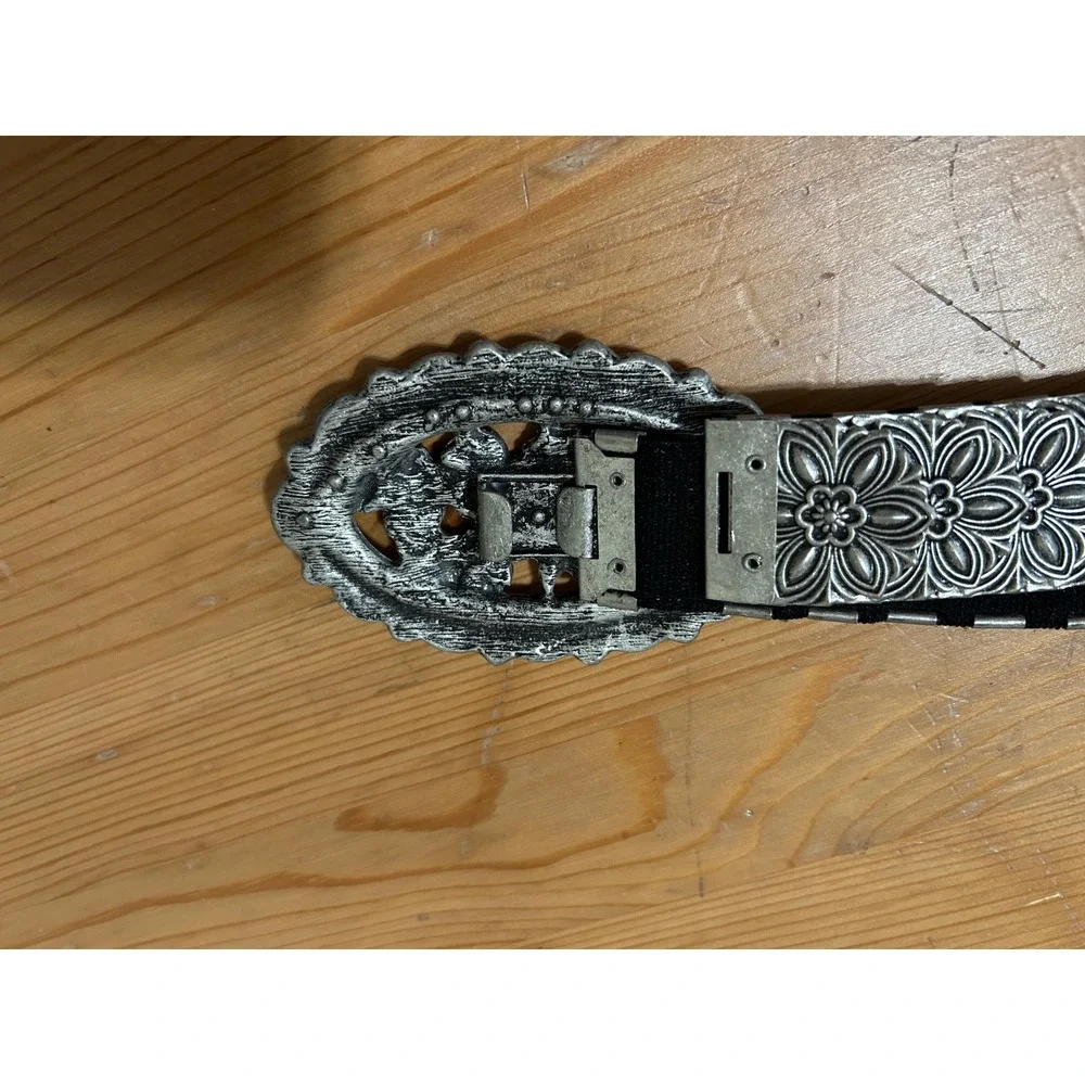 Vintage Y2K Silver Floral Butterfly Enamel Rhinestone Stretch  Belt 32 in Gypsy